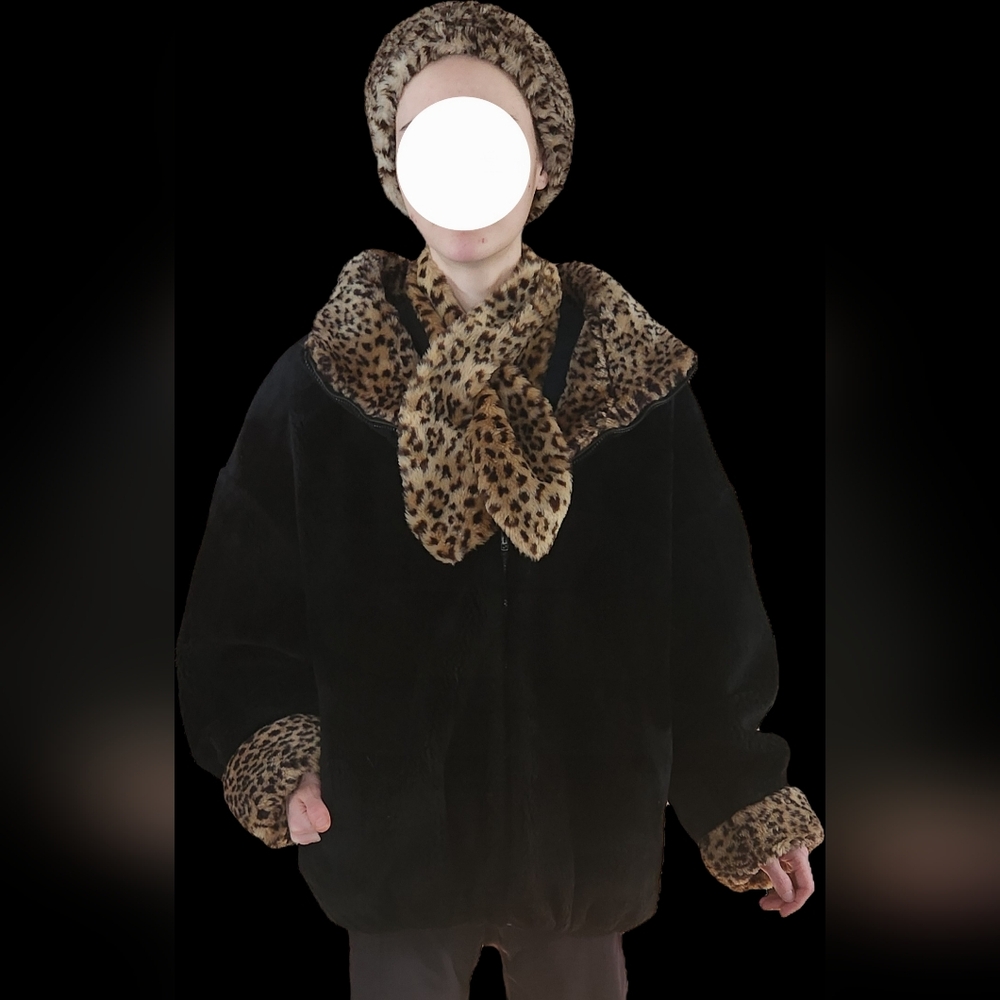 Dona Lucci Leopard Print Trim Black Women's Jacket. Size L